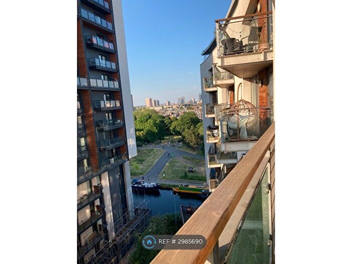 2 Bedroom Flat To Rent In Palmers Road, London, E2
