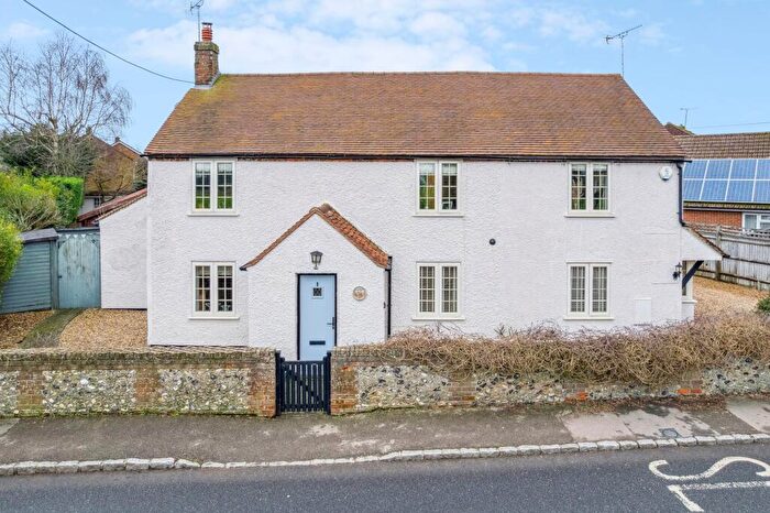 5 Bedroom Detached House For Sale In Cockpit Road, Great Kingshill, HP15