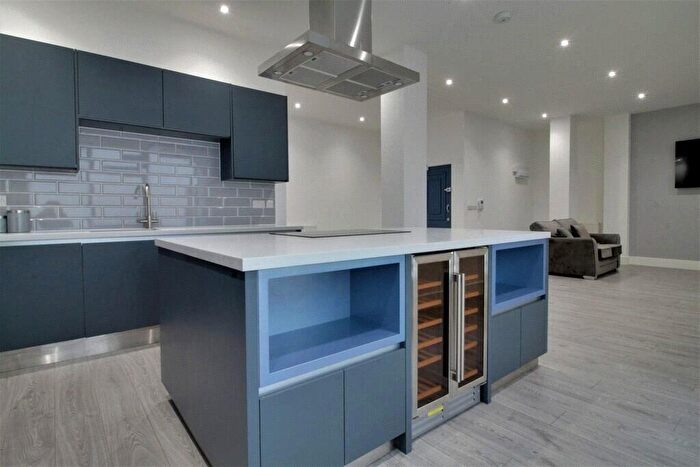 3 Bedroom Apartment To Rent In Great Hampton Street, Birmingham, B18