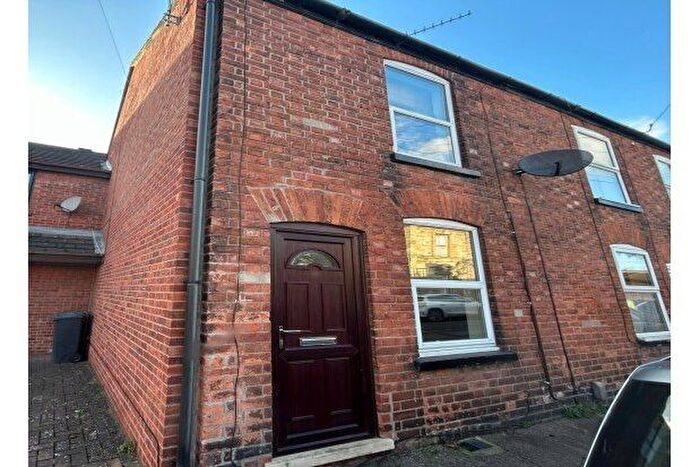 2 Bedroom End Of Terrace House To Rent In Saxon Street, Lincoln, LN1