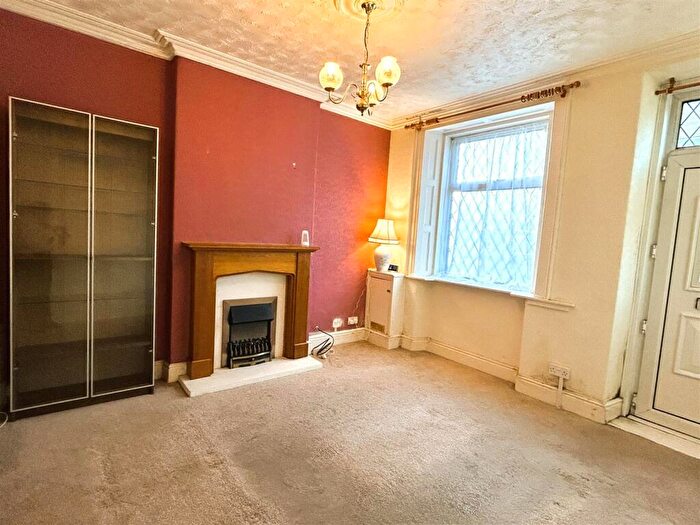 2 Bedroom Semi-Detached House For Sale In Chapel Street, Belper, DE56