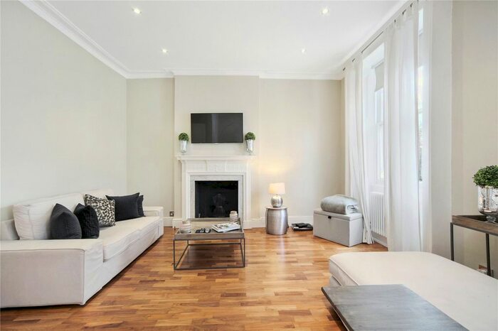 1 Bedroom Flat To Rent In Chesham Place, London, SW1X