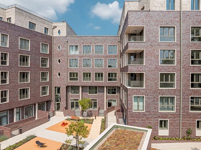 2 Bedroom Flat For Sale In Eeko, Camden, NW1