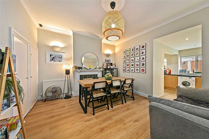 2 Bedroom Semi-detached House For Sale In St. Marys Grove, Richmond, TW9