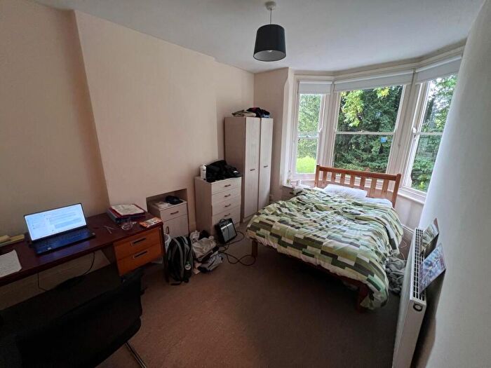 6 Bedroom Semi-Detached House To Rent In Devonshire Promenade, Nottingham, NG7