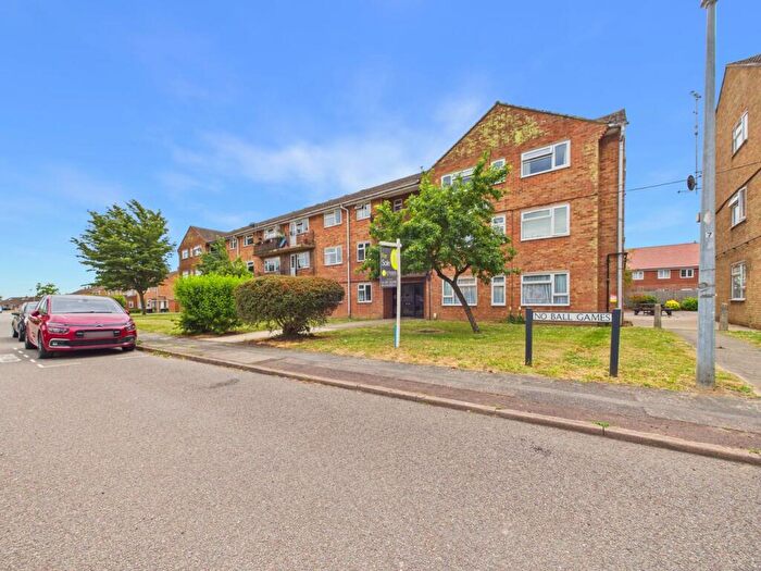 2 Bedroom Flat For Sale In Conies Road, Halstead, CO9
