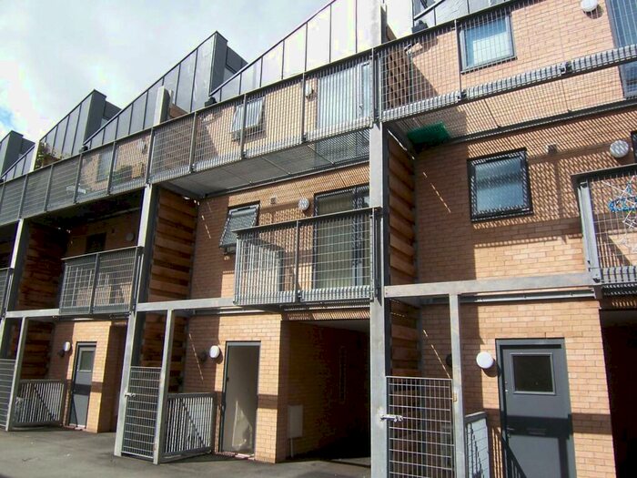 3 Bedroom Terraced House To Rent In Peregrine Street, Hulme, Manchester, M15