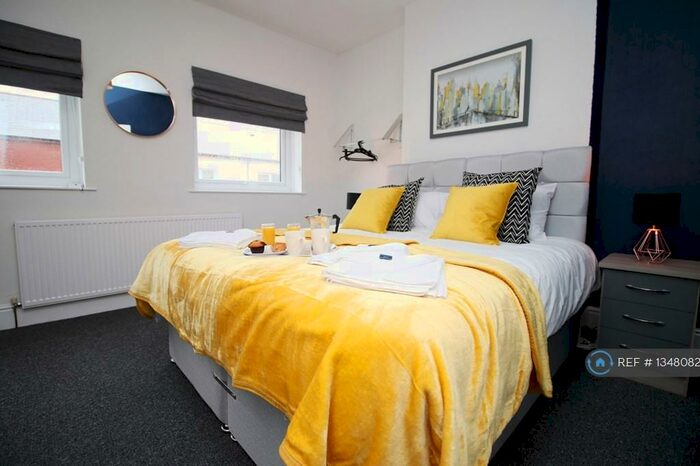 2 Bedroom Terraced House To Rent In Mortimer Road, Cardiff, CF11