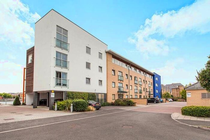 2 Bedroom Apartment To Rent In Watersmeet, St. Marys Island, Chatham, Kent, ME4