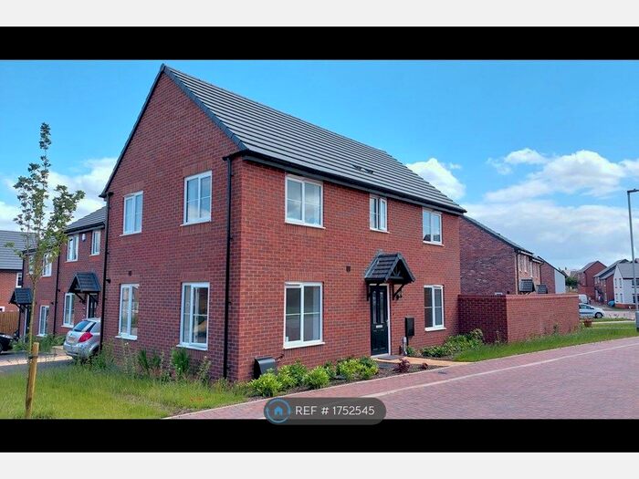 4 Bedroom Detached House To Rent In Pickering Croft, Stafford, ST16