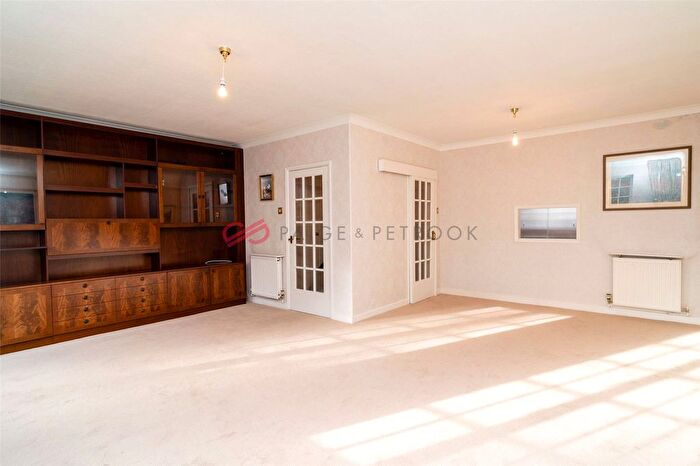 3 Bedroom Terraced House To Rent In Gilbert Road, Pinner, Middlesex, HA5