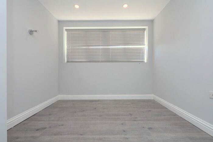 Studio To Rent In Windmill Lane, London, UB6