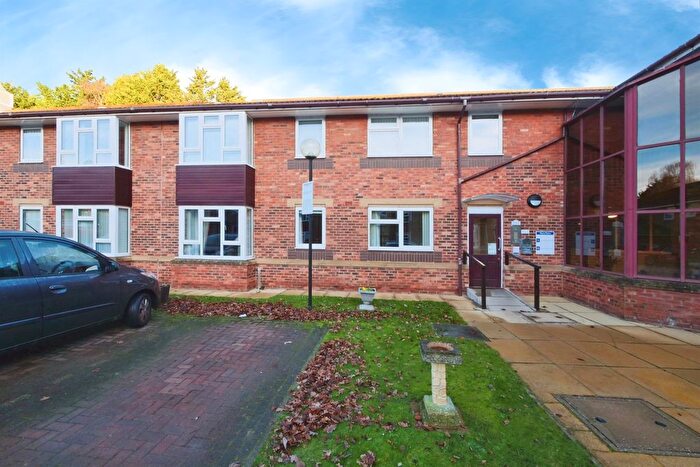 2 Bedroom Flat For Sale In Wyre Mews, Haxby, York, YO32
