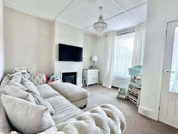 2 Bedroom Terraced House For Sale In Little Common Road, Bexhill-On-Sea, TN39