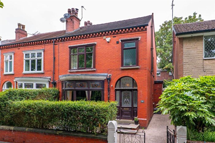 3 Bedroom End Of Terrace House For Sale In Station Road, Kearsley, Bolton, BL4