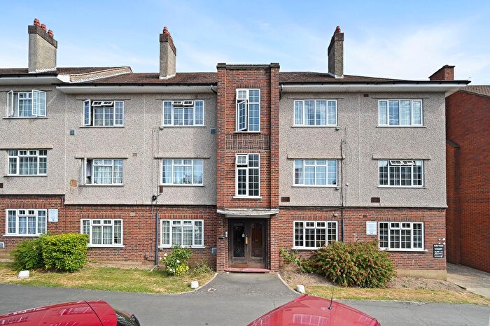 2 Bedroom Flat For Sale In Gayton Road, Harrow, HA1