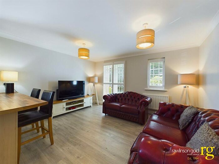 2 Bedroom Flat For Sale In Collapit Close, Harrow, HA1