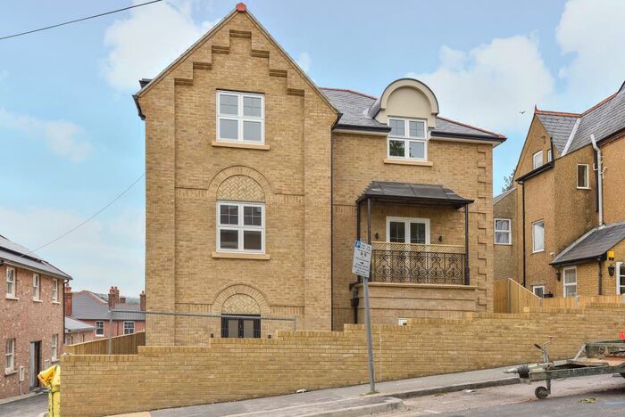 1 Bedroom Apartment To Rent In Priory Road, High Wycombe, HP13