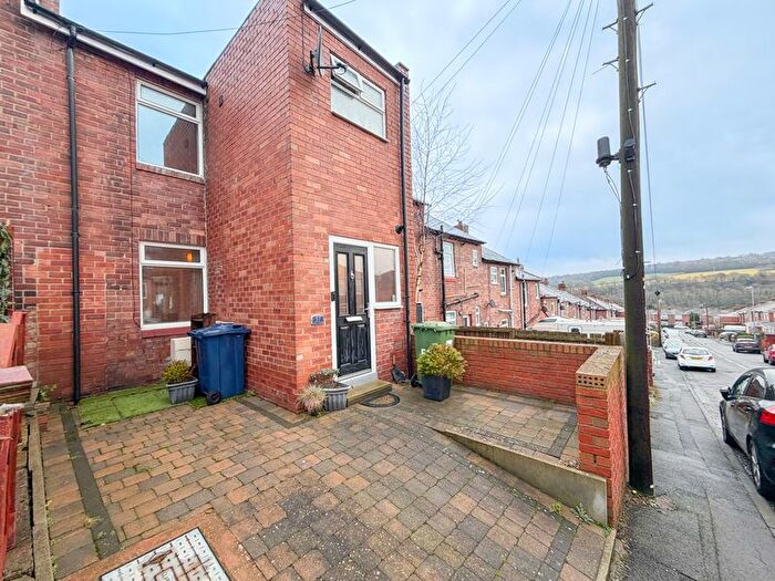 2 Bedroom Terraced House For Sale In Holly Avenue, Winlaton Mill, NE21