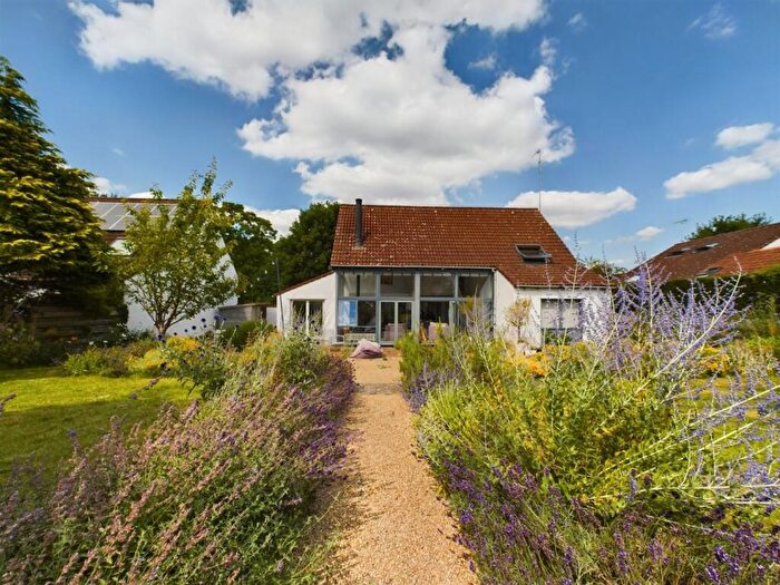 4 Bedroom Detached House For Sale In Sutton Courtenay, Nr. Abingdon On Thames, OX14