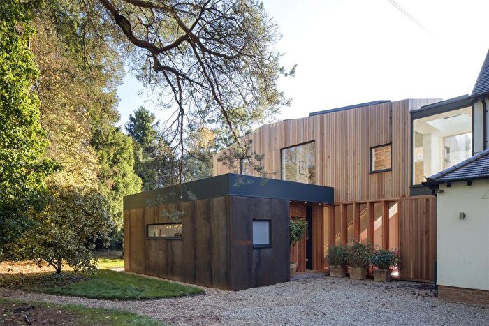 3 Bedroom Semi-Detached House To Rent In Jarn Way, Boars Hill, Oxford, Oxfordshire, OX1