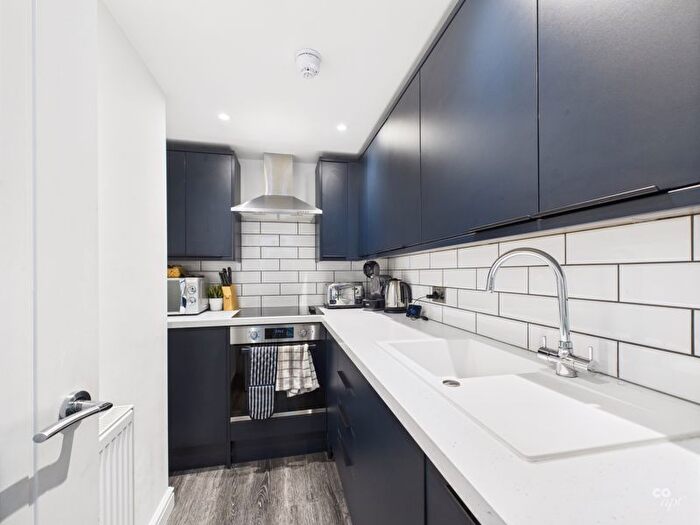 2 Bedroom Flat For Sale In Grand Parade, Brighton, BN2