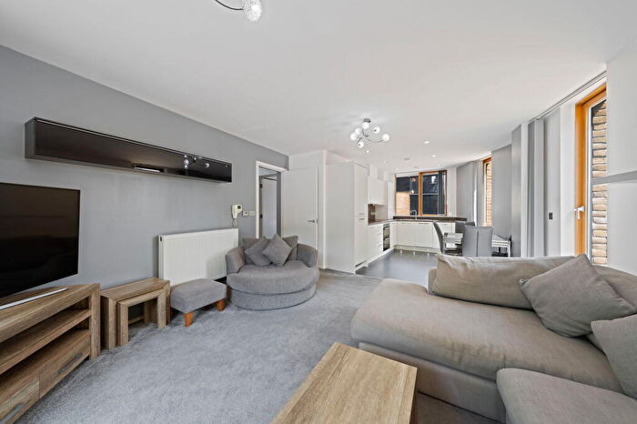 1 Bedroom Flat For Sale In Maypole Street, Newhall, Essex, CM17