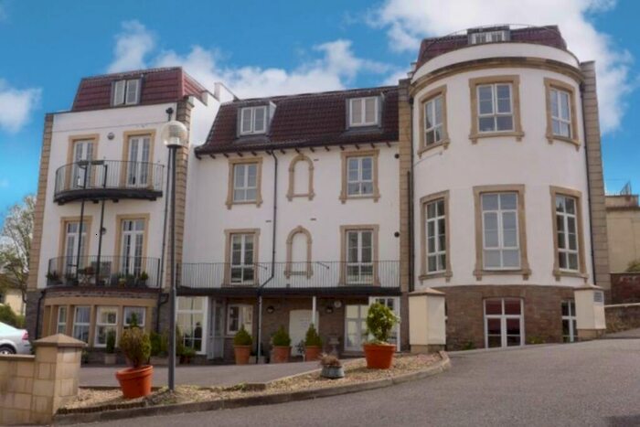 2 Bedroom Apartment To Rent In Kilkenny Place, Portishead, Bristol, BS20