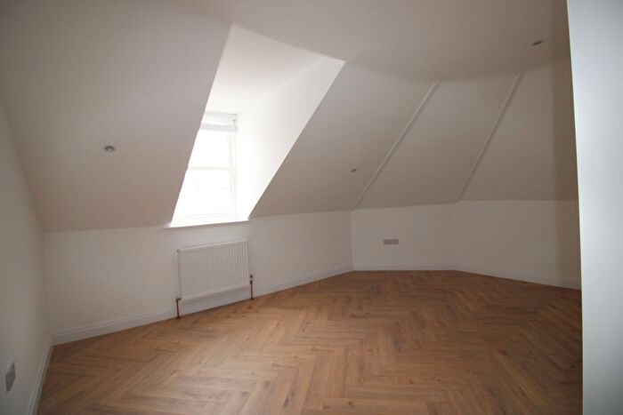 2 Bedroom Flat To Rent In Leopold Street, Ramsgate, CT11