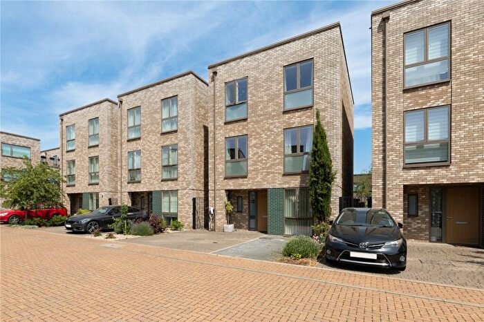 4 Bedroom Detached House For Sale In Knightly Avenue, Cambridge, Cambridgeshire, CB2