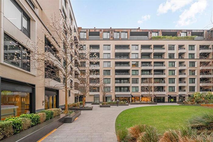 2 Bedroom Flat For Sale In Rathbone Place, Fitzrovia, W1T