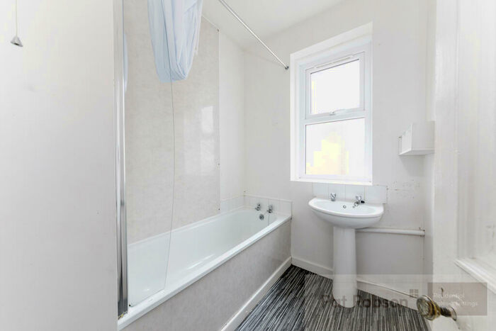 5 Bedroom Property To Rent In Osborne Avenue, Jesmond, Newcastle Upon Tyne, NE2