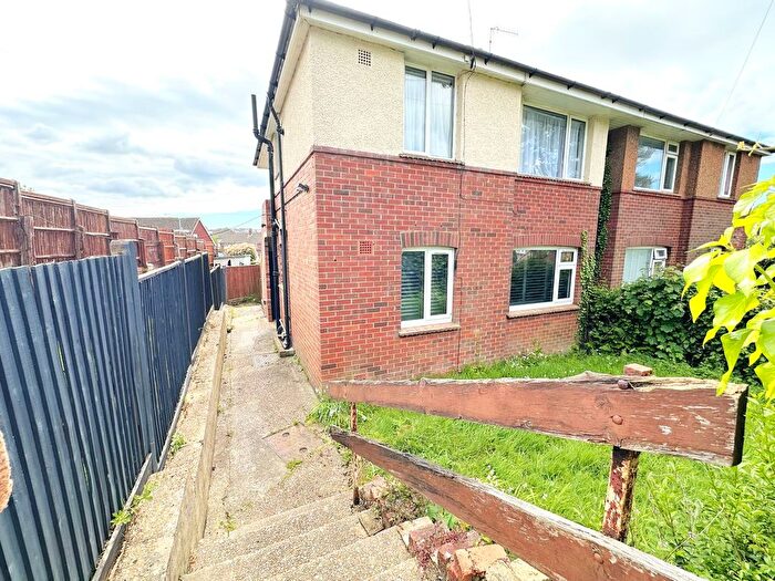 2 Bedroom Flat To Rent In Downs Road, Hastings, TN34