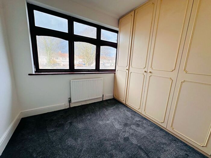 4 Bedroom Terraced House To Rent In Mayswood Gardens, Dagenham, RM10