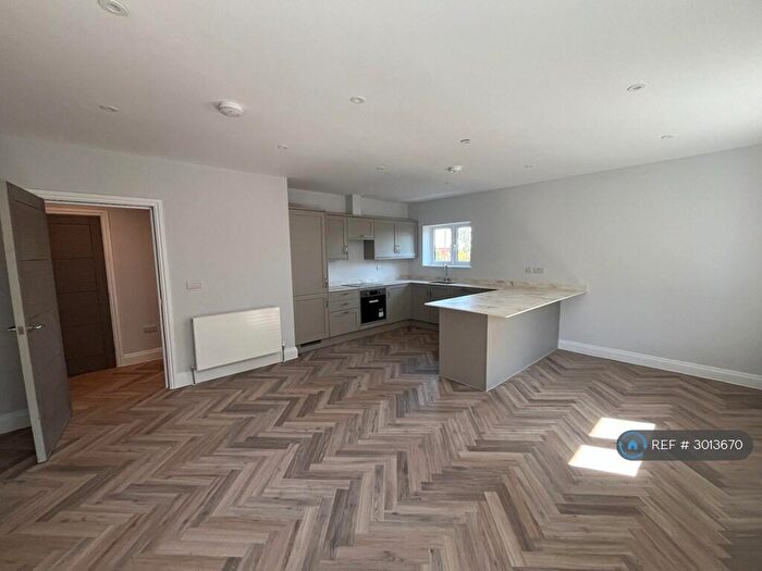 1 Bedroom Flat To Rent In Church Road, Calne, SN11