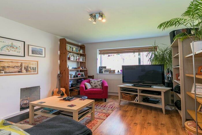 1 Bedroom Flat To Rent In Crescent Road, Crouch End, N8