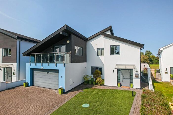 4 Bedroom Detached House To Rent In River Court, Treoes, Bridgend, CF35