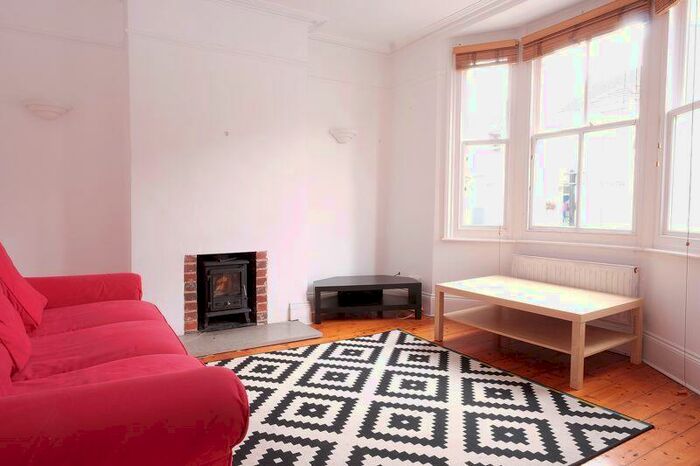 3 Bedroom Terraced House To Rent In D'aubigny Road, Brighton, BN2