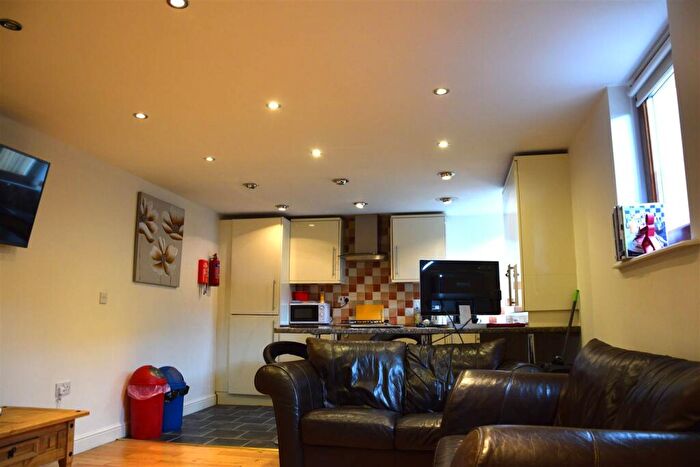 2 Bedroom Flat To Rent In Uplands Crescent, Uplands, SA2
