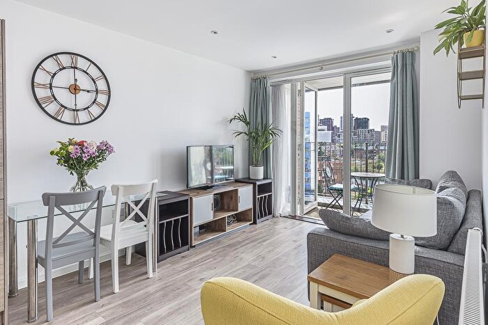 1 Bedroom Apartment To Rent In Katie Court, Canning Town, E16