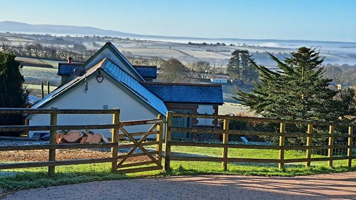 4 Bedroom Detached House For Sale In , Torrington, EX38
