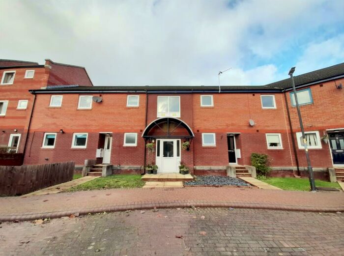 2 Bedroom Flat To Rent In Princes Reach, Ashton-On-Ribble, Preston, PR2