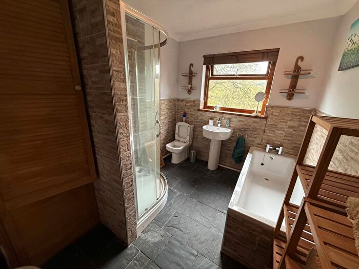 3 Bedroom Terraced House To Rent In Heol Y Gors, Ammanford, Neath Port Talbot, SA18