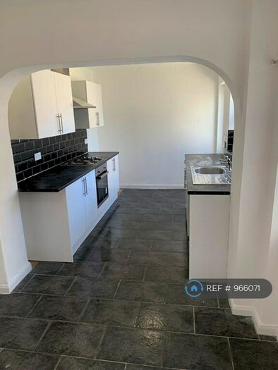 3 Bedroom Terraced House To Rent In Rodney Street, Birkenhead, CH41