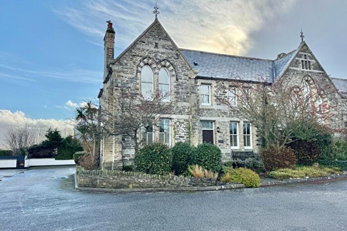 3 Bedroom House For Sale In The School House, Padstow, PL28