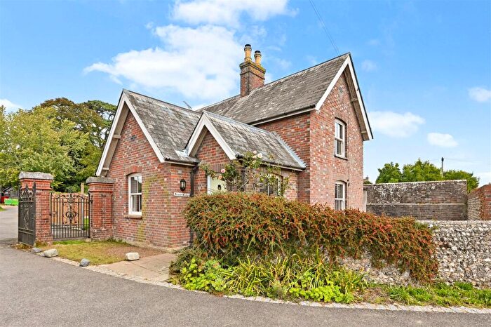 2 Bedroom House To Rent In The Street, Walberton, Arundel, BN18