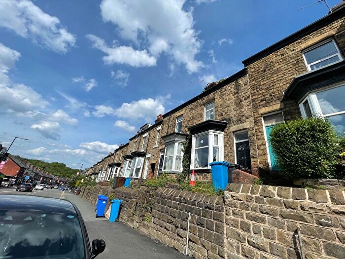 3 Bedroom Terraced House To Rent In Ecclesall Road, Sheffield, S11