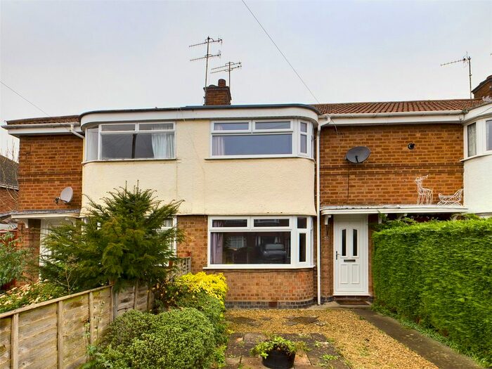 2 Bedroom Terraced House To Rent In Kingsbury Road, Worcester, Worcestershire, WR2