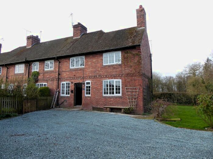 3 Bedroom Terraced House To Rent In Whittington, Oswestry, SY11