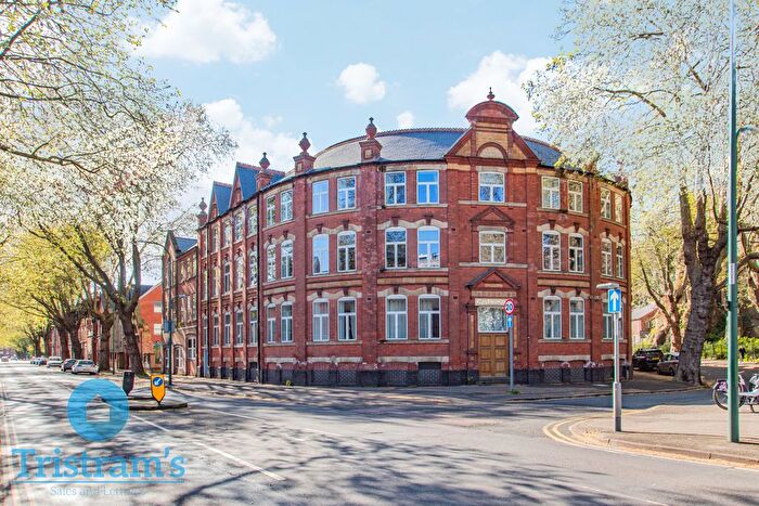 2 Bedroom Flat For Sale In Castle Point, Castle Boulevard, NG7